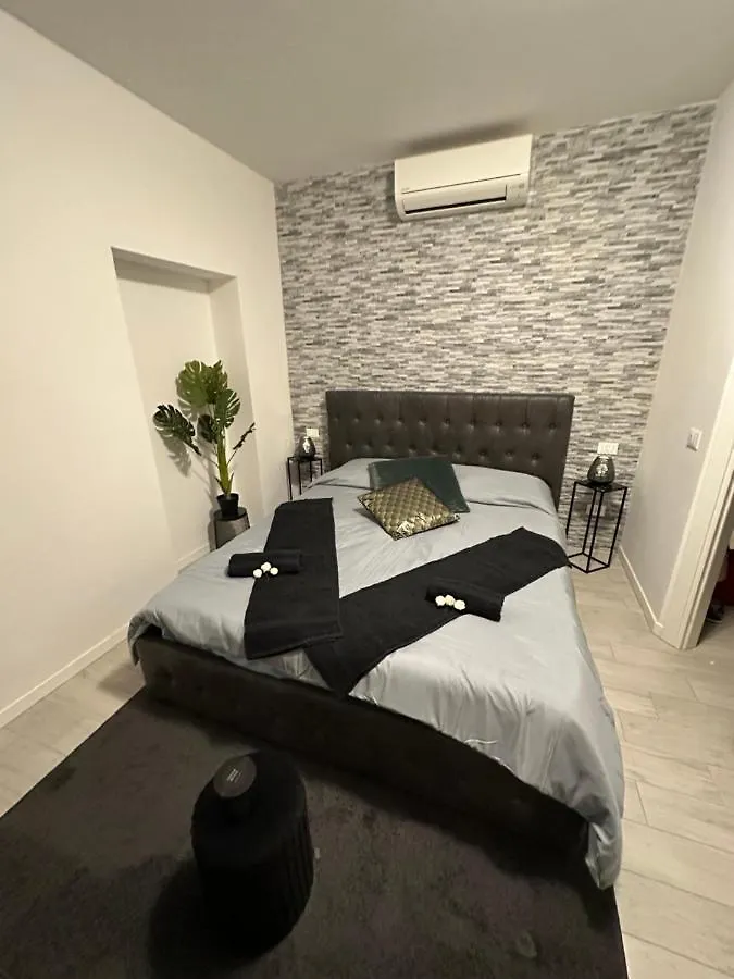 Destiny Home 3 Verona Apartment