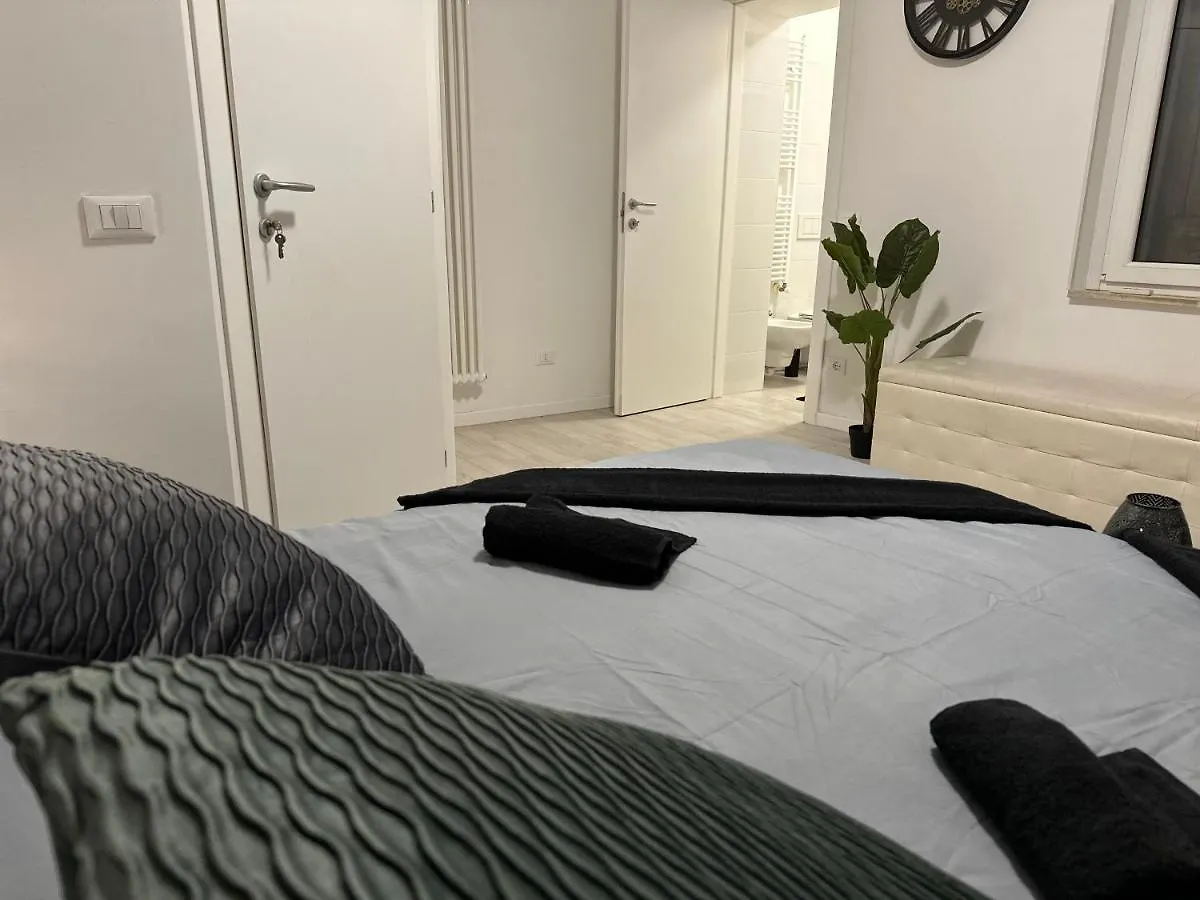 Destiny Home 3 Verona Apartment
